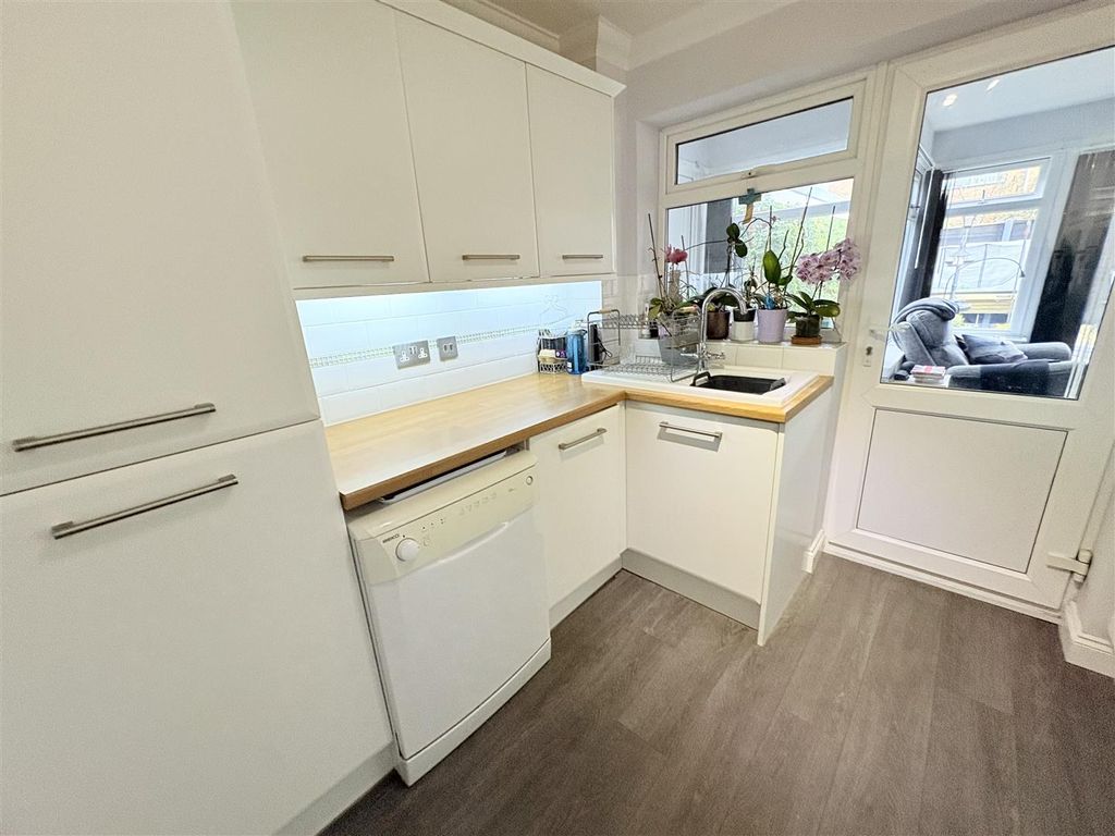 Property photo 3 of 18 Img_3389.Jpg