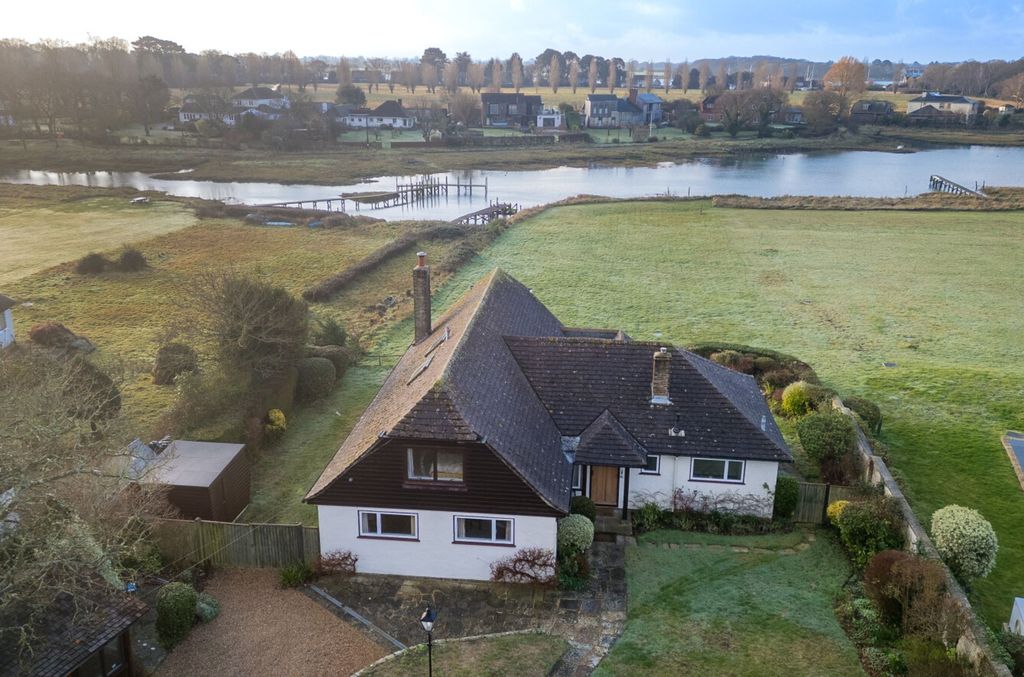 Property photo 1 of 31