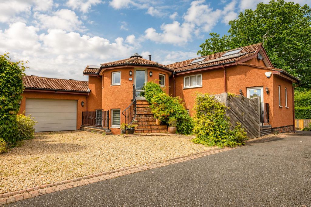 Property photo 1 of 28 Ed7d5147-9Abd-4Bb2-8c5E-F9c14Eeccb35.Png