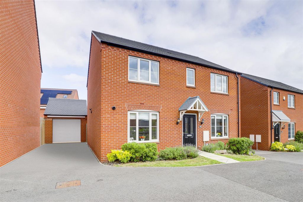 Property photo 1 of 26 9339.Jpg