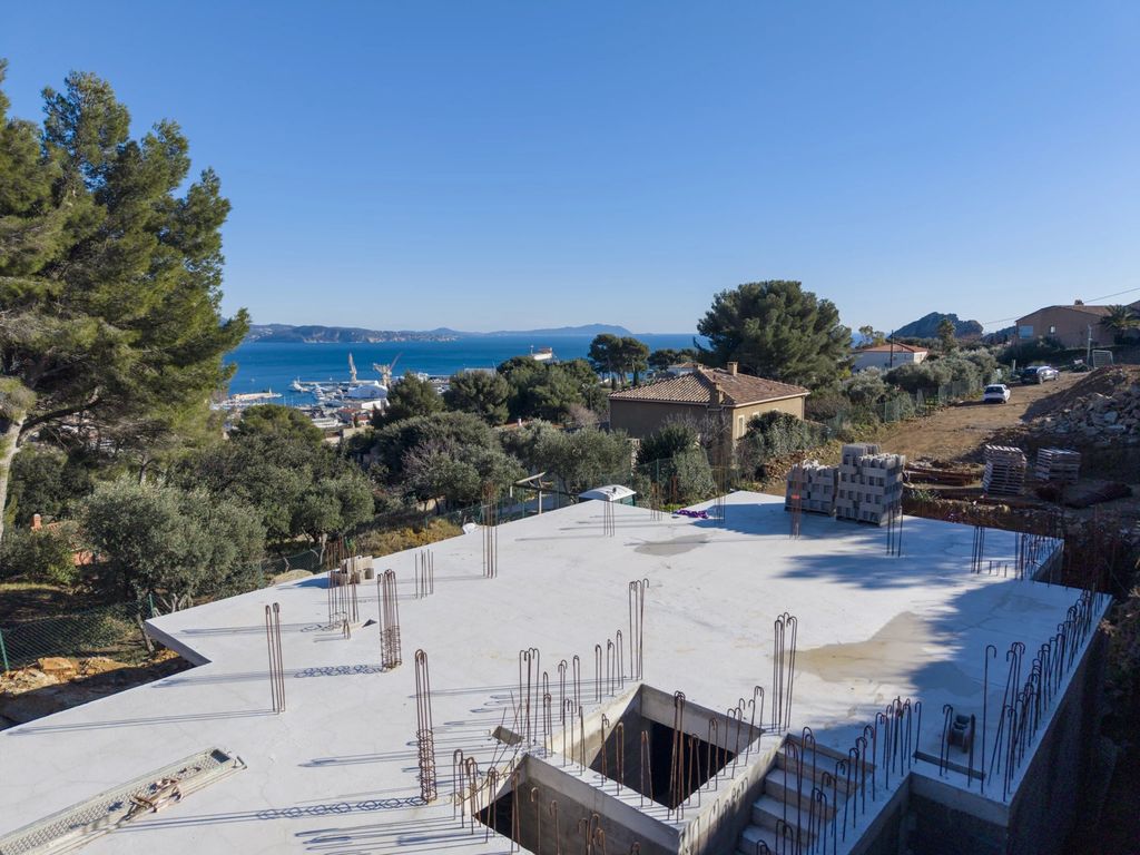 Property photo 3 of 3