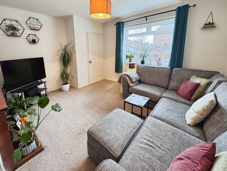 Property photo 3 of 8 Photo 6