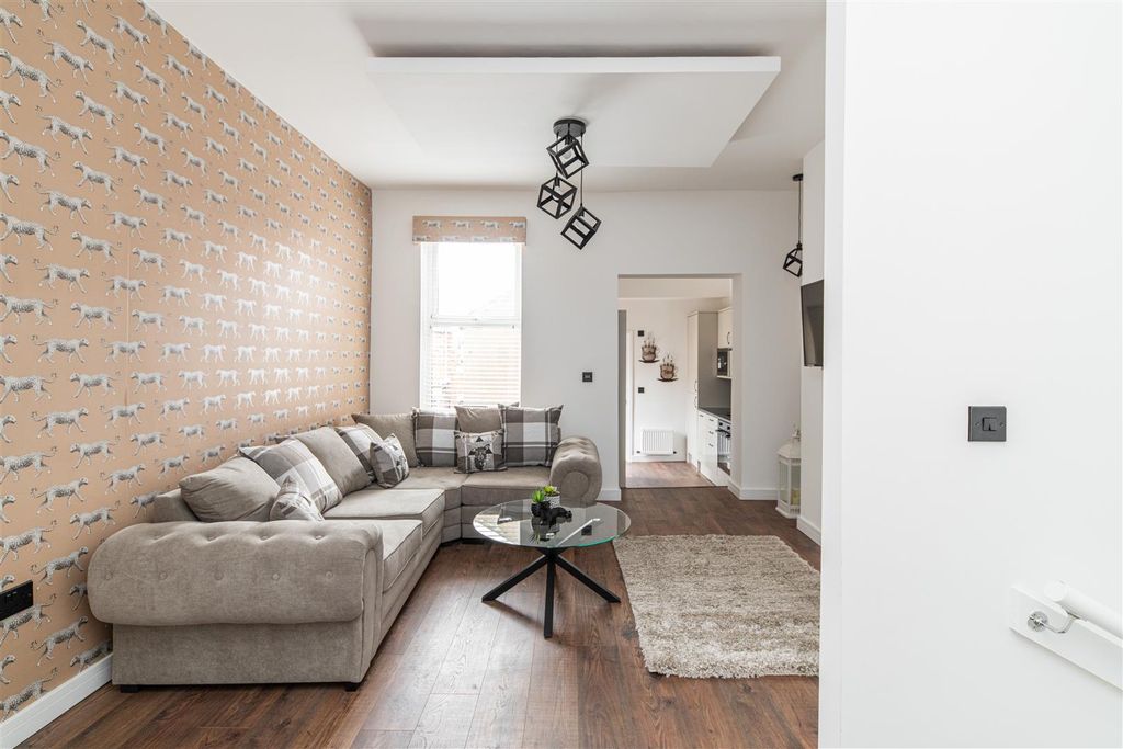 Property photo 1 of 18 Edit-1428.Jpg