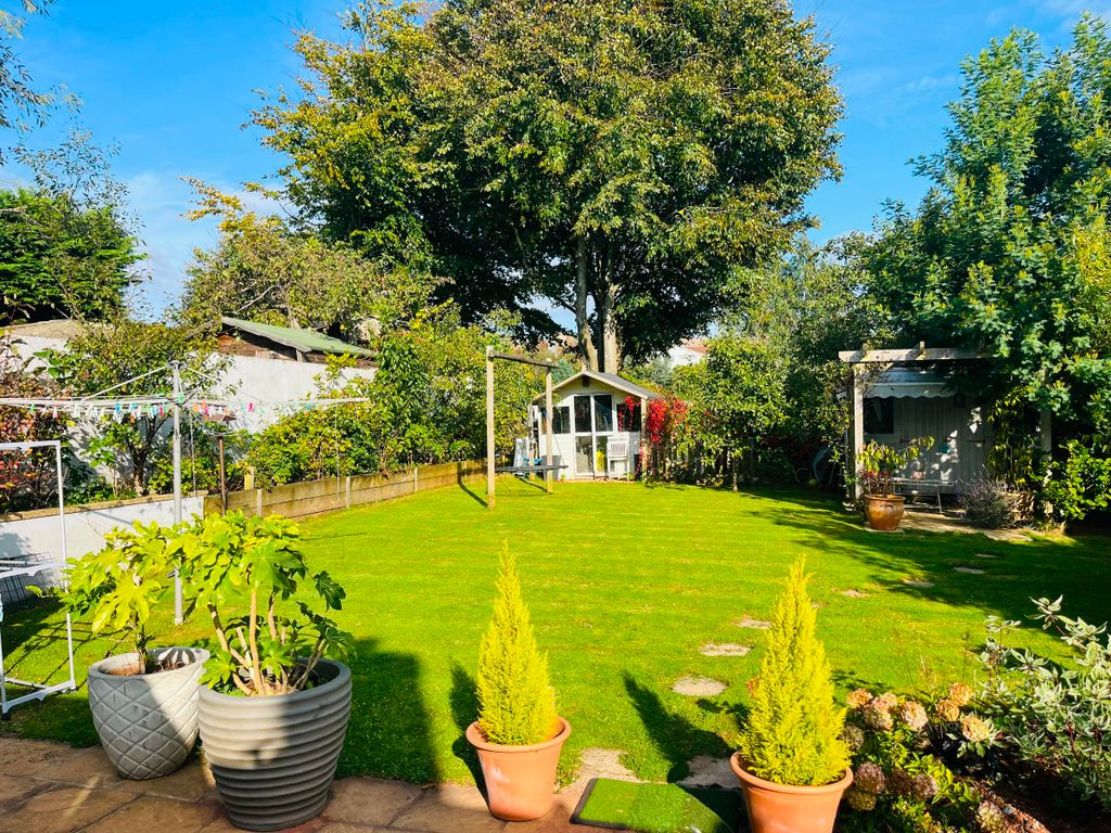 Property photo 2 of 22