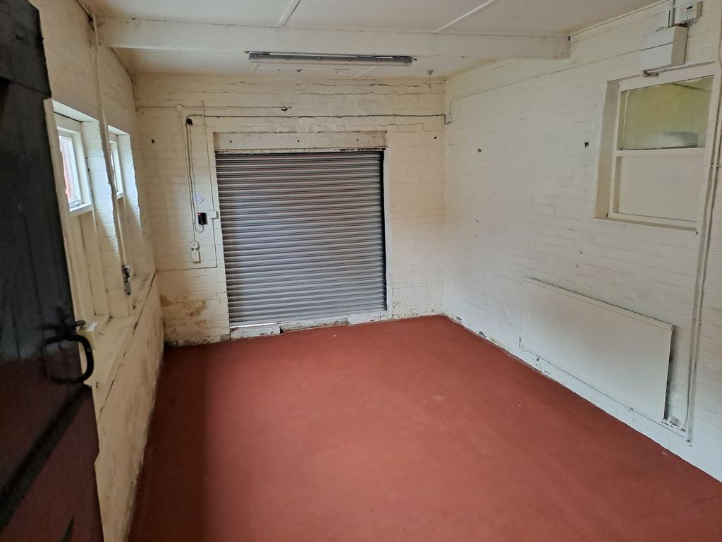 Property photo 2 of 4