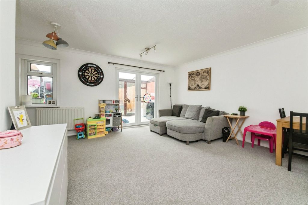 Property photo 2 of 13 Picture No. 03