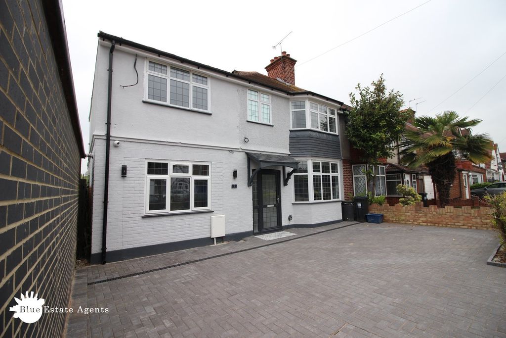 Property photo 1 of 23