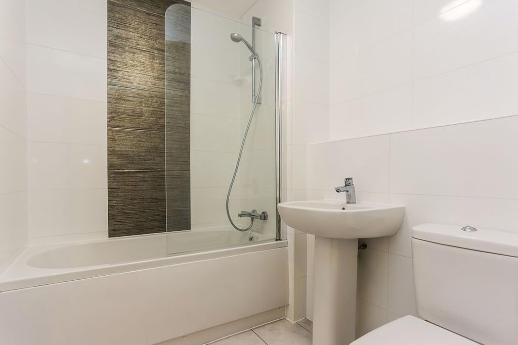 Property photo 2 of 8 Main Page