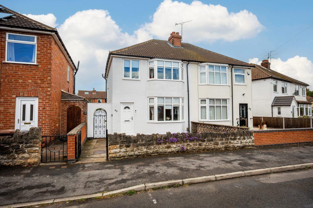 Property photo 1 of 27