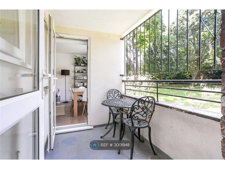 Property photo 1 of 7 Enclosed Patio