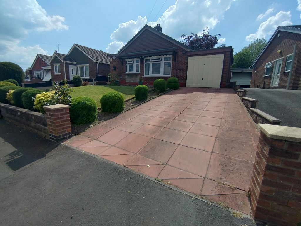 Property photo 2 of 16
