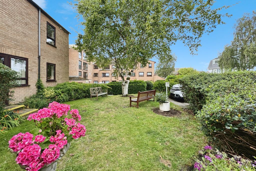Property photo 3 of 16