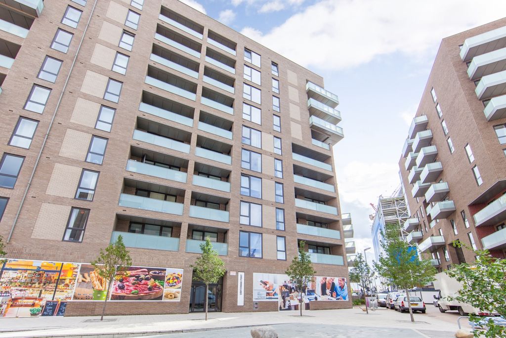 Property photo 1 of 3