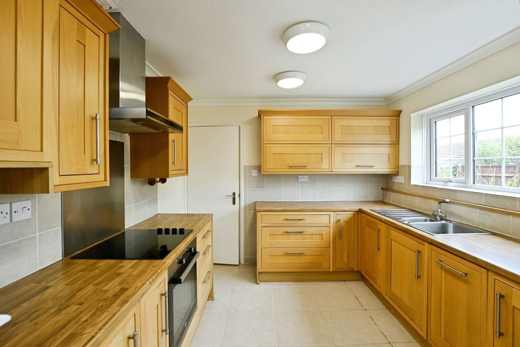 Property photo 2 of 13 Pbox-Img.Jpg