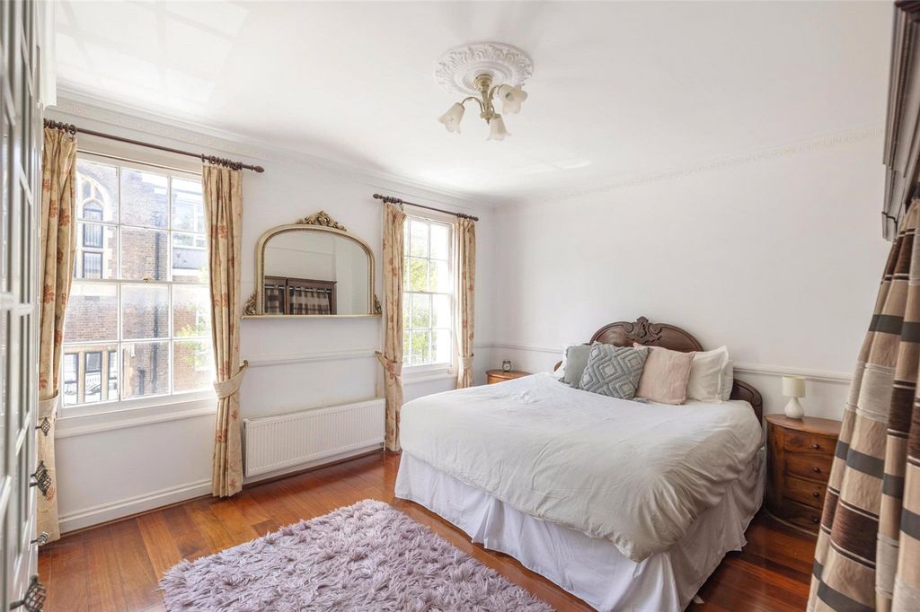 Property photo 3 of 15 Picture No. 06