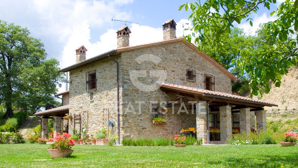 Property photo 2 of 40