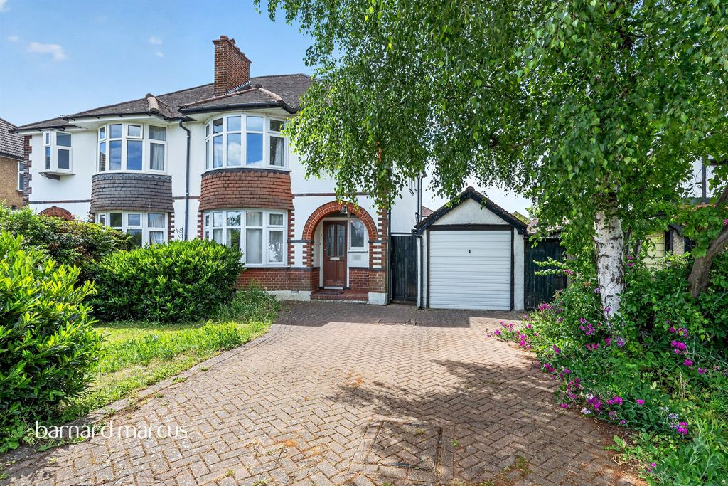 Property photo 1 of 15