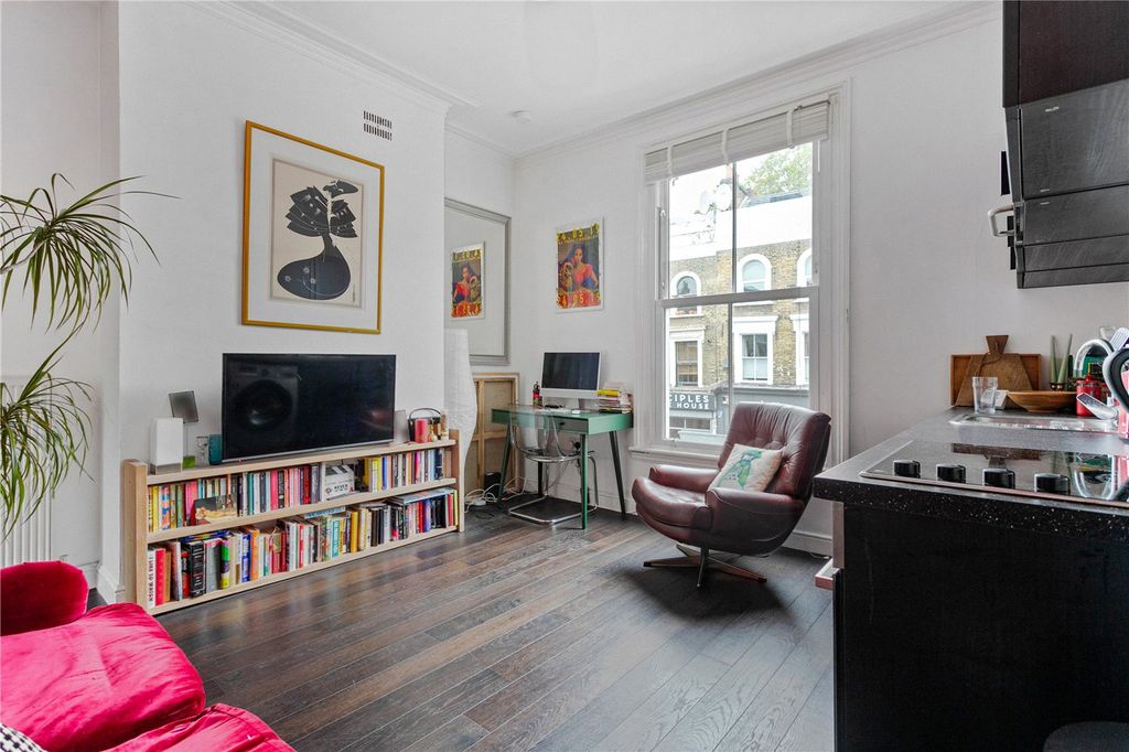 Property photo 2 of 9 Picture No. 06