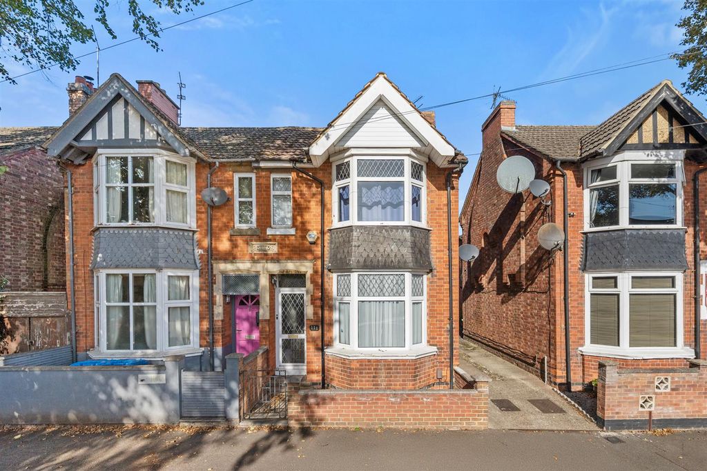 Property photo 1 of 24