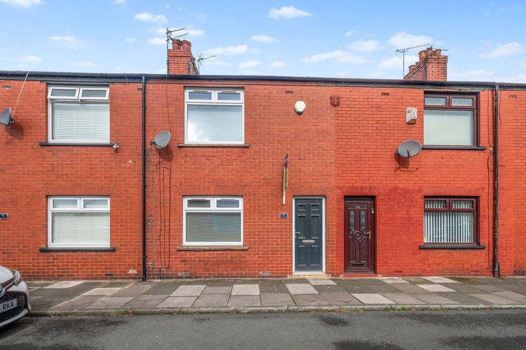 Property photo 1 of 19