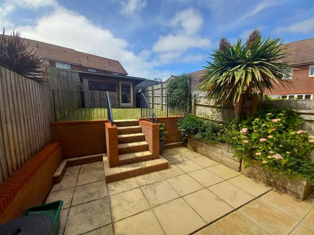 Property photo 2 of 21 Bailey Mews 1.Jpg