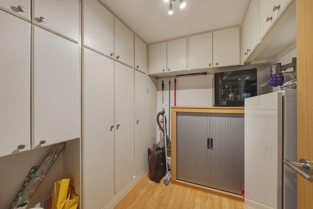 Additional image 30 of 2 bed flat for saleStandard Hill, Nottingham NG1