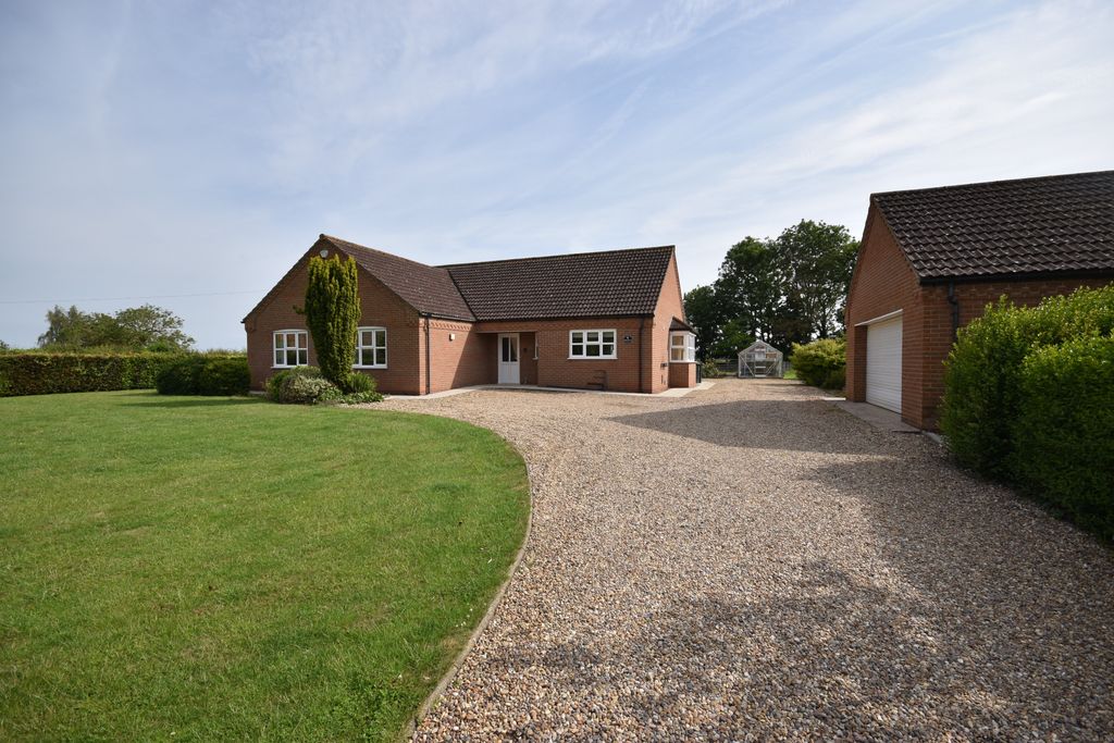 Property photo 1 of 24