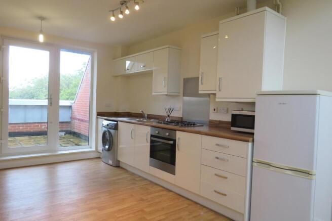 Property photo 2 of 7 Kitchen