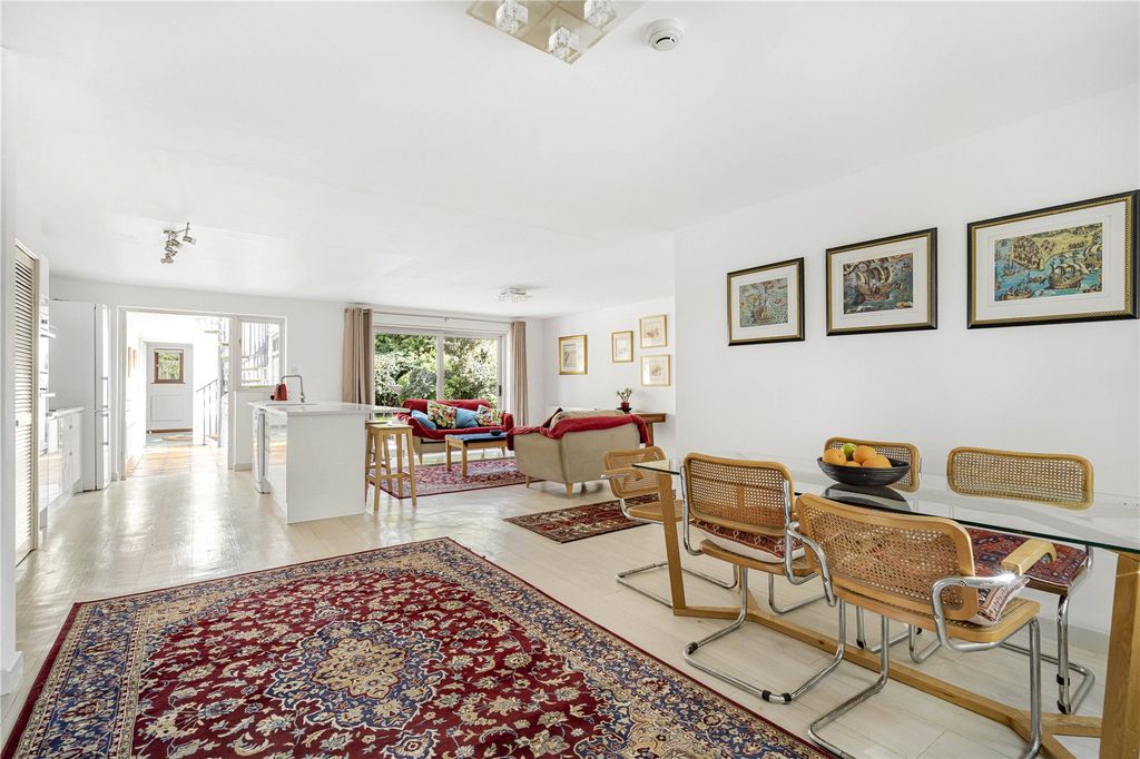 Property photo 2 of 21 Picture No. 52