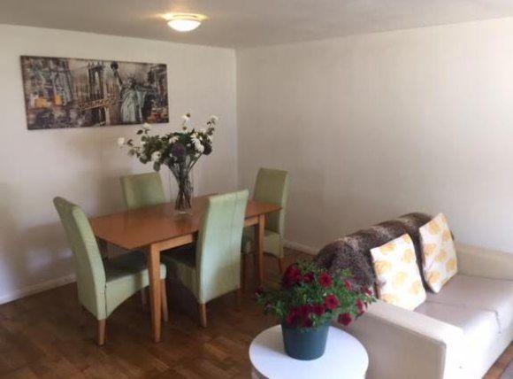 Property photo 3 of 19 Dining Area