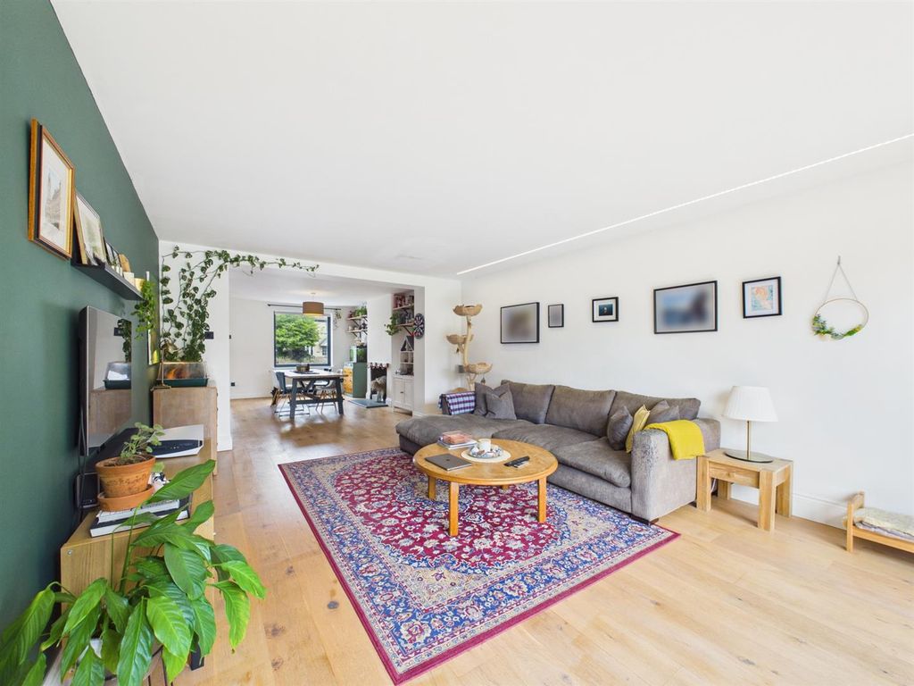 Property photo 3 of 18 Open Plan Living