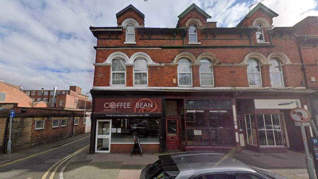 Property photo 1 of 25 Market Street - For Sale