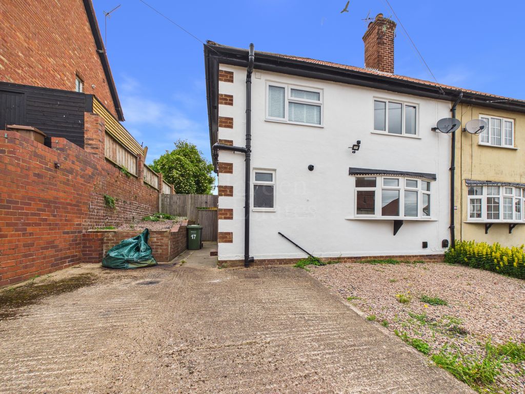 Property photo 1 of 16 Spacious Refurbished Family Home In Bewdley | Â£1,300 Pcm