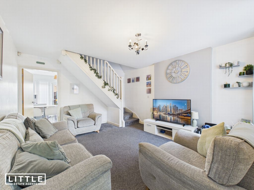 Property photo 2 of 15 Photo 10