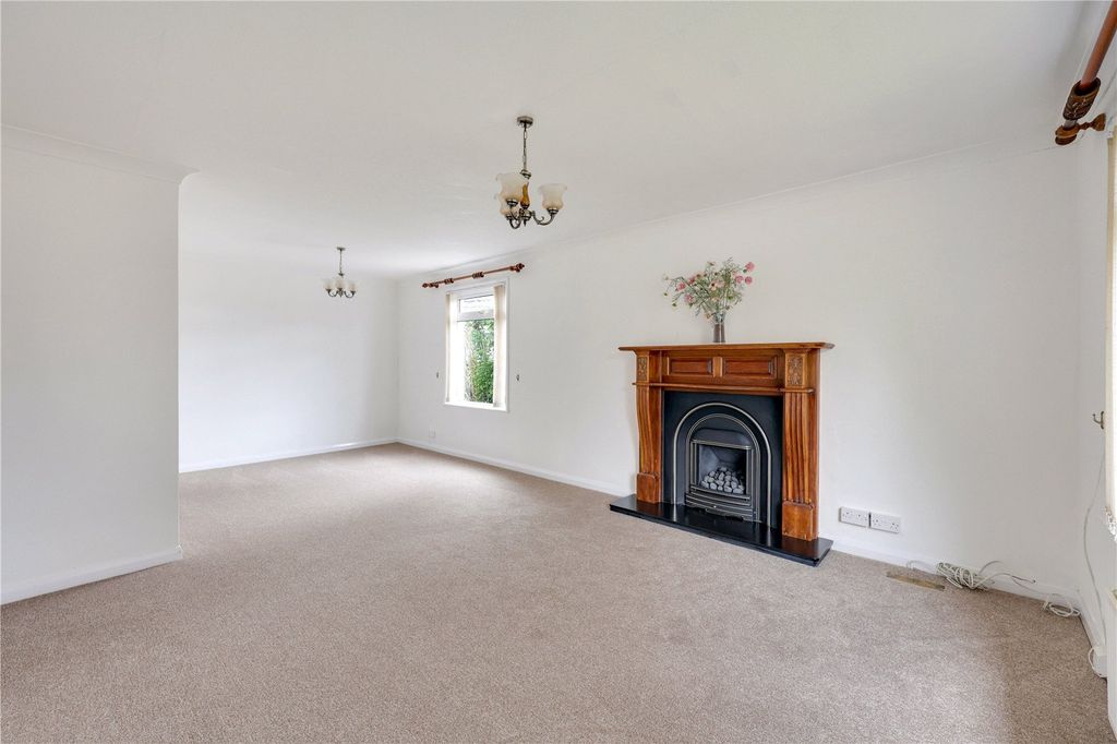 Property photo 3 of 22 Picture No. 03
