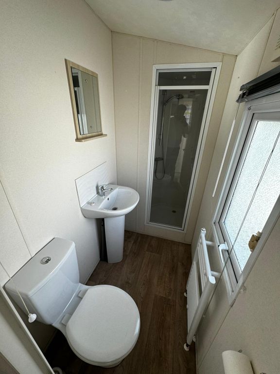 Property photo 2 of 23