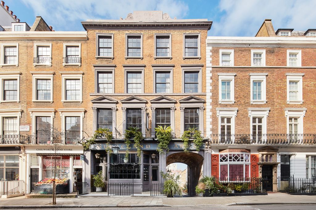 Property photo 1 of 16