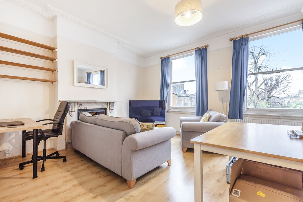 Property photo 1 of 7 681267 (2)