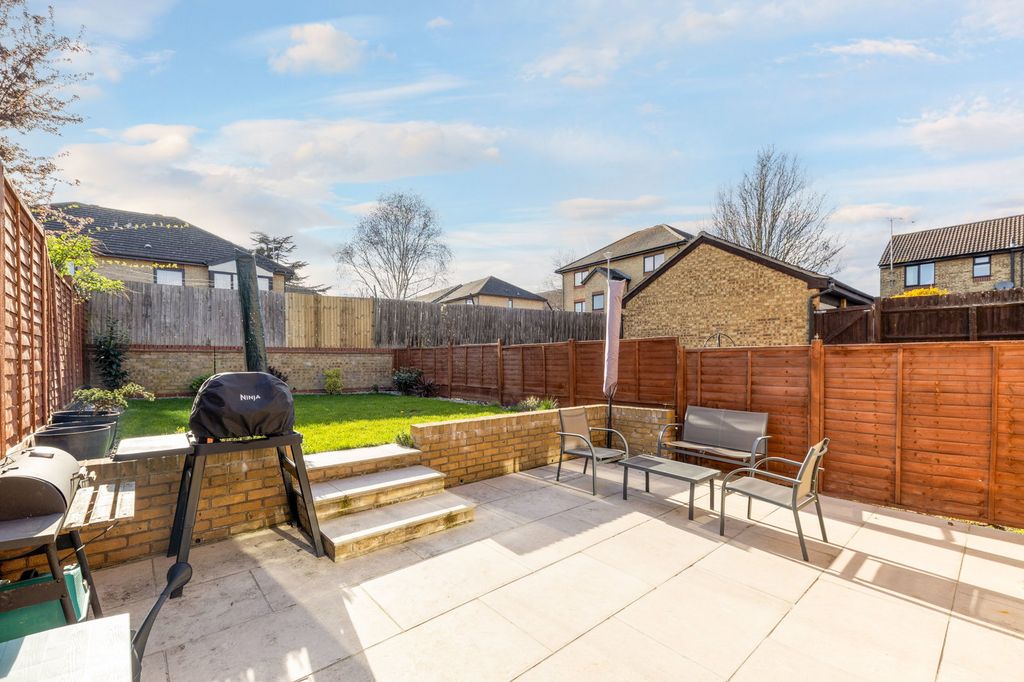 Property photo 3 of 15