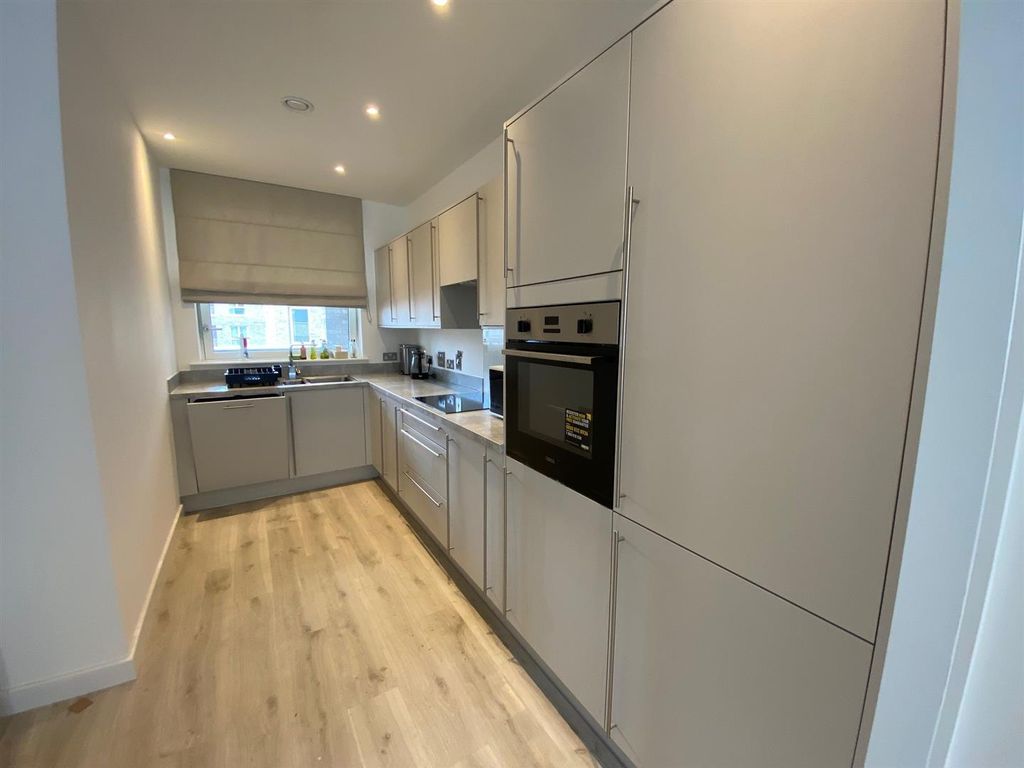 Property photo 3 of 17 R1.Jpg