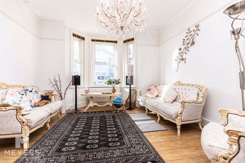 Property photo 2 of 19 Photo 13