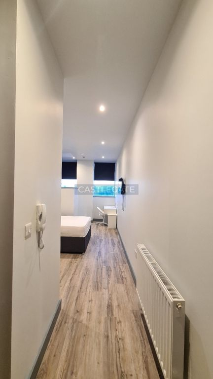 Property photo 2 of 12 Room 73, Renaissance Works, 103 New Street, Huddersfield, HD1 2Tw