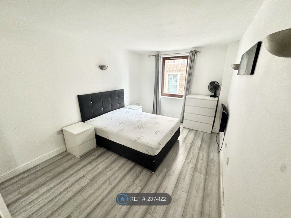 Property photo 3 of 8