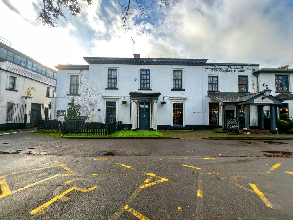 Property photo 2 of 6 Photo 6