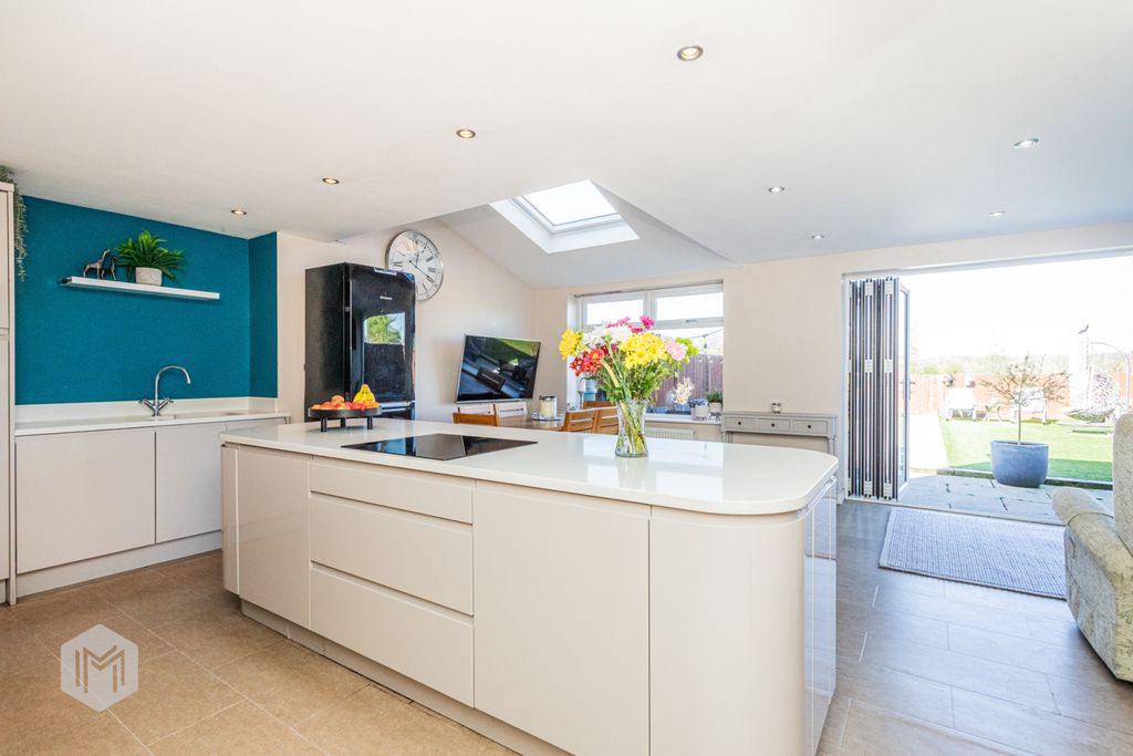 Property photo 1 of 34 Picture No. 06