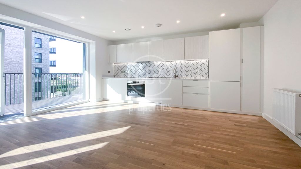 Property photo 1 of 7 Photo 01