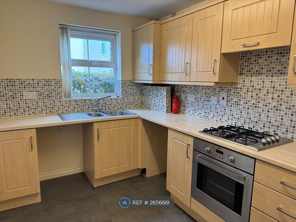 Property photo 2 of 6