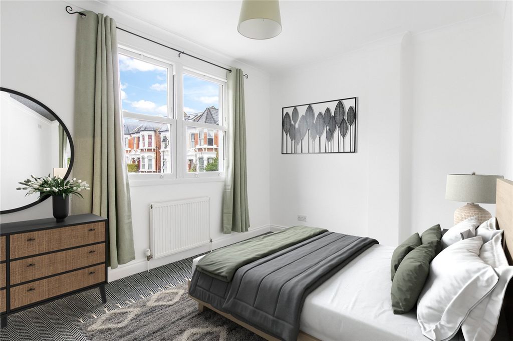 Property photo 3 of 22 Picture No. 26