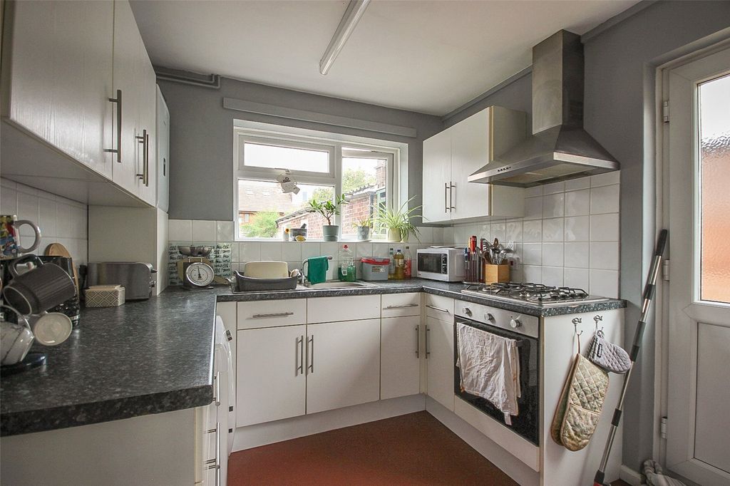 Property photo 3 of 12 Picture No. 16