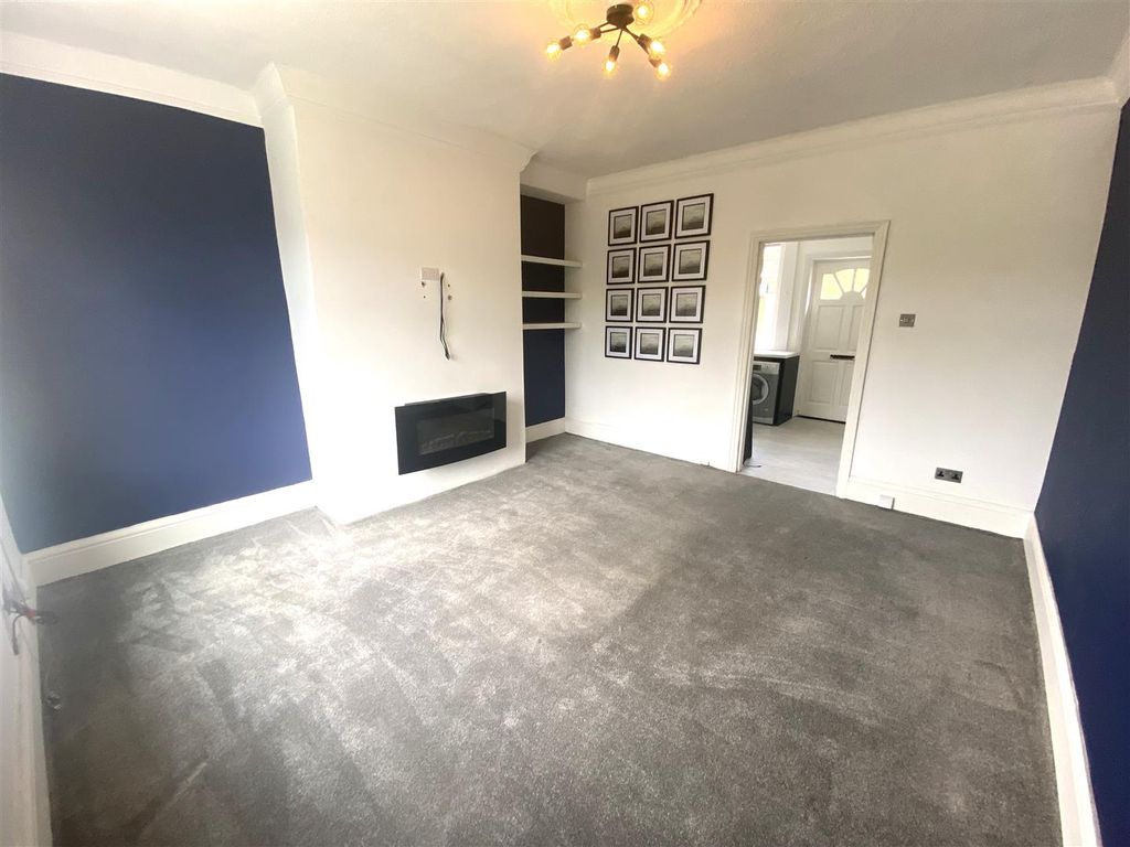 Property photo 2 of 9 3Parkterrace7.Jpg